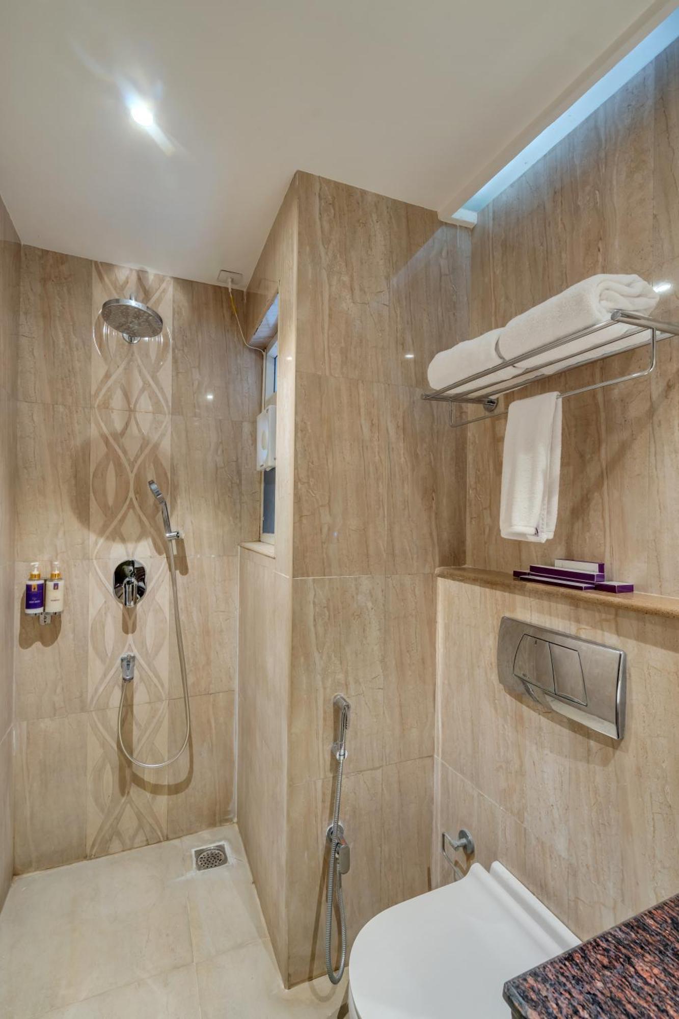 Park Avenue Hotel & Apartments Trichy Tiruchirappalli Екстериор снимка