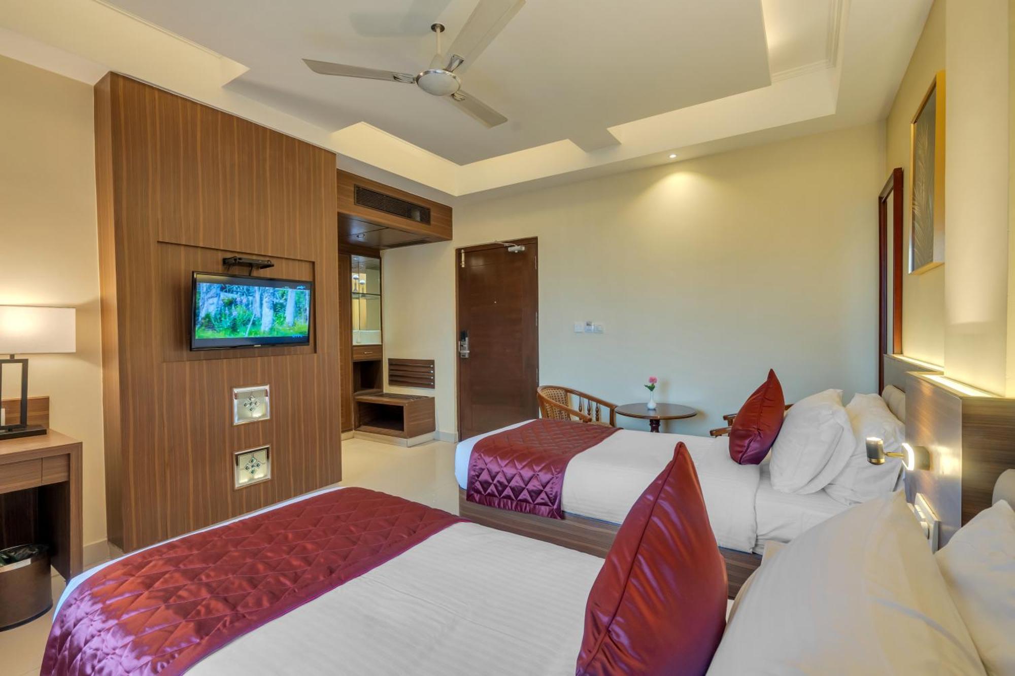 Park Avenue Hotel & Apartments Trichy Tiruchirappalli Екстериор снимка