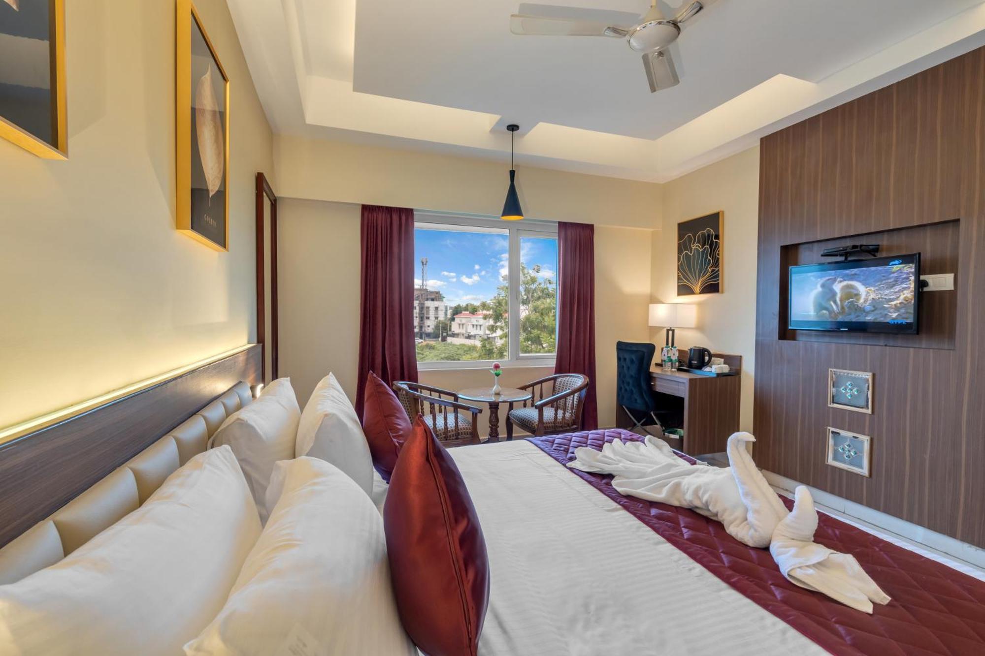 Park Avenue Hotel & Apartments Trichy Tiruchirappalli Екстериор снимка