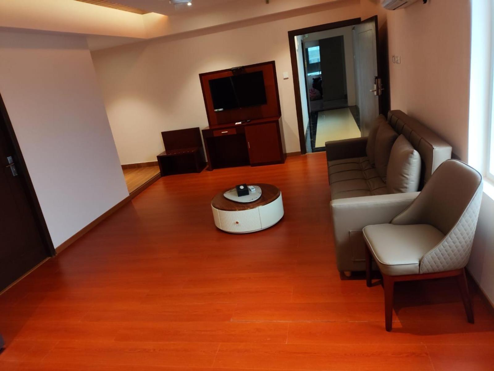 Park Avenue Hotel & Apartments Trichy Tiruchirappalli Екстериор снимка